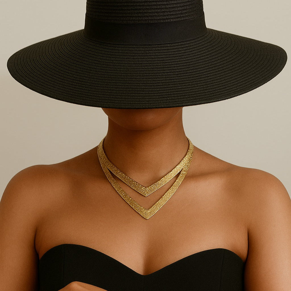 Bold Dual-Layer V Choker